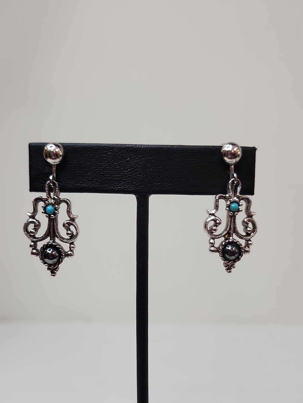 Avon Silver Tone Filigree Turquoise Black Drop Dangle Earrings OS